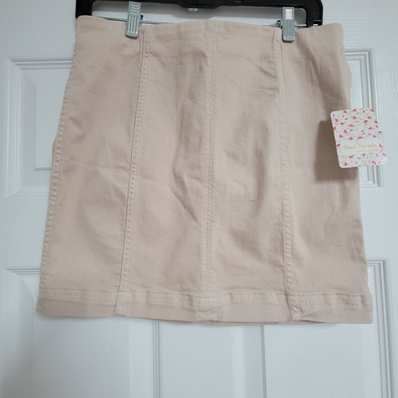Free People NWT Modern Femme Mini Stretch Skirt Size 8. - Picture 4 of 16